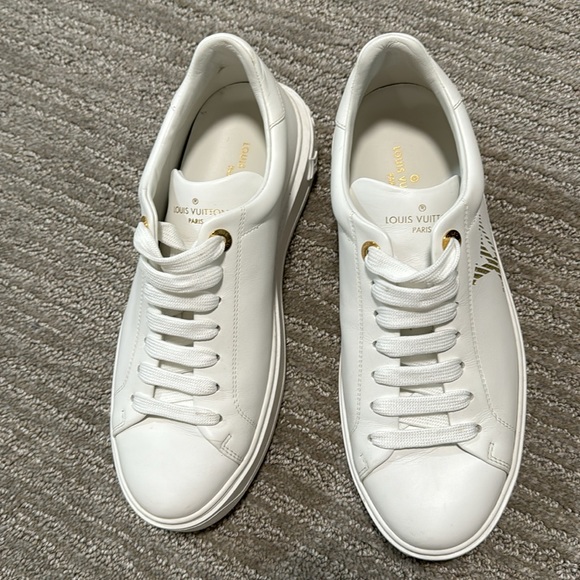COPY - Louis Vuitton timeout sneakers - Picture 2 of 3